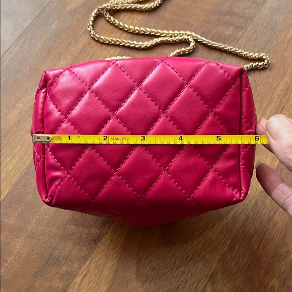 New Pink Quilted Crossbody Bag with Gold Chain - Picture 12 of 16